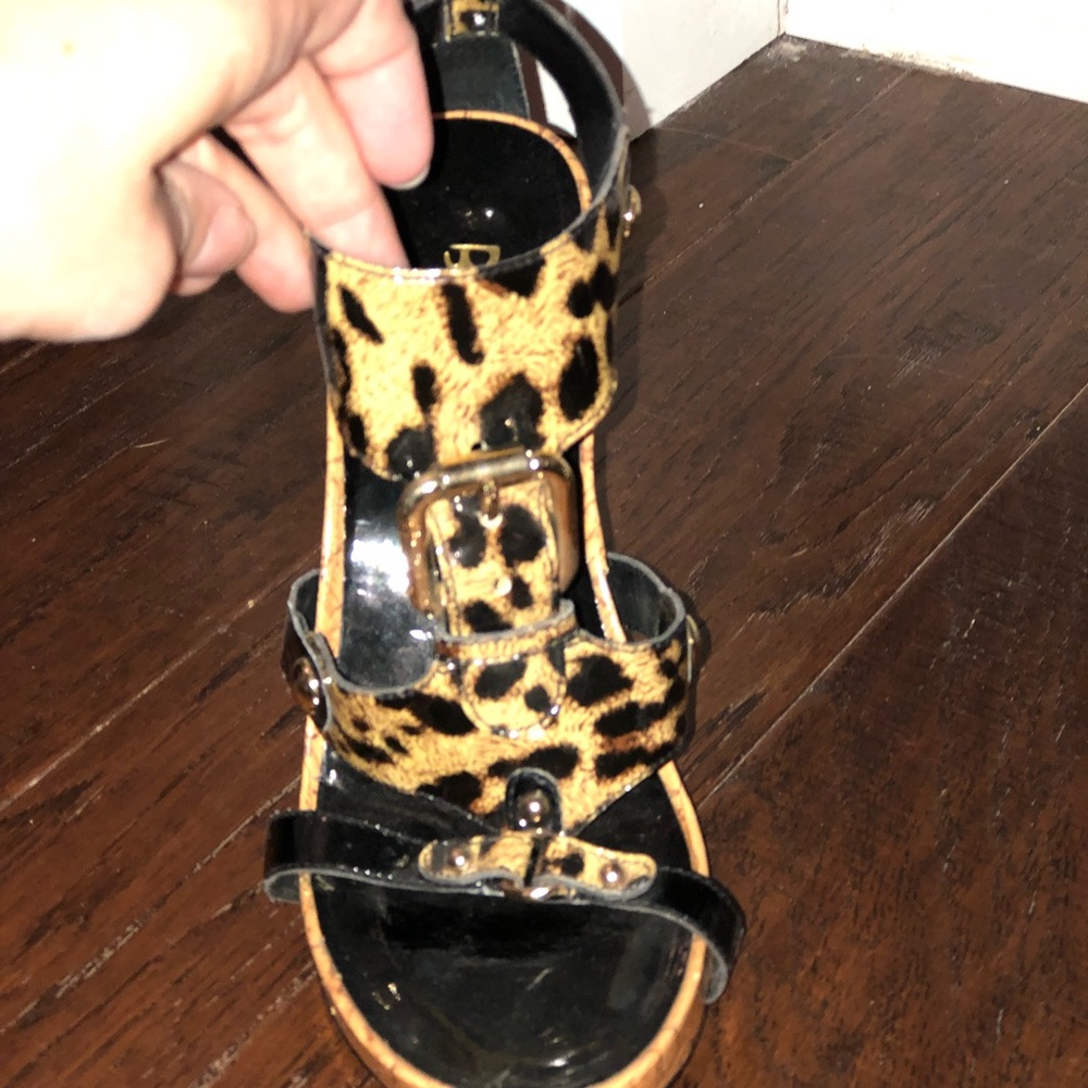 Heels! - Picture 4 of 4